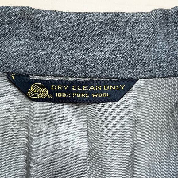 Lord & Taylor Vintage 1950s Gray Flannel Suit Jacket 100% Pure Wool, Size 38R - Picture 9 of 9
